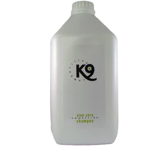 Aloe Vera Shampoo Dunk