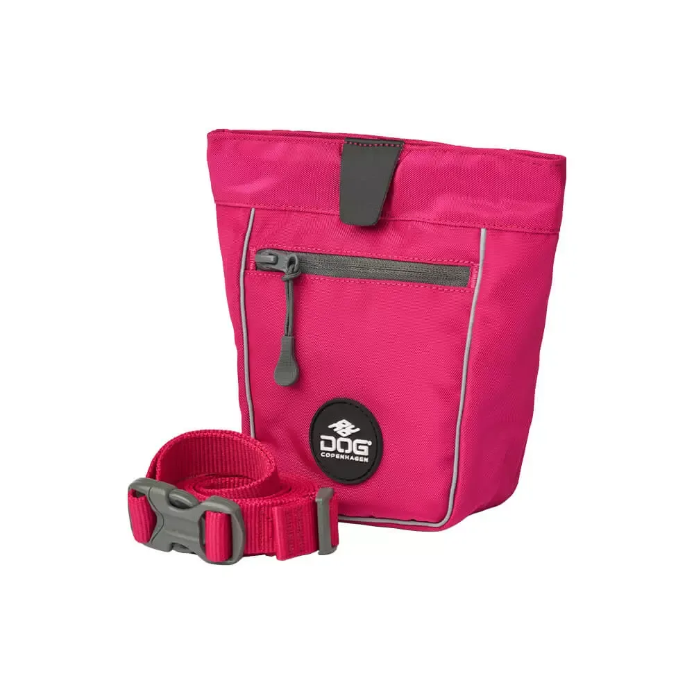 Dog Copenhagen Go Explore™ Treat Bag Wild Rose One Size
