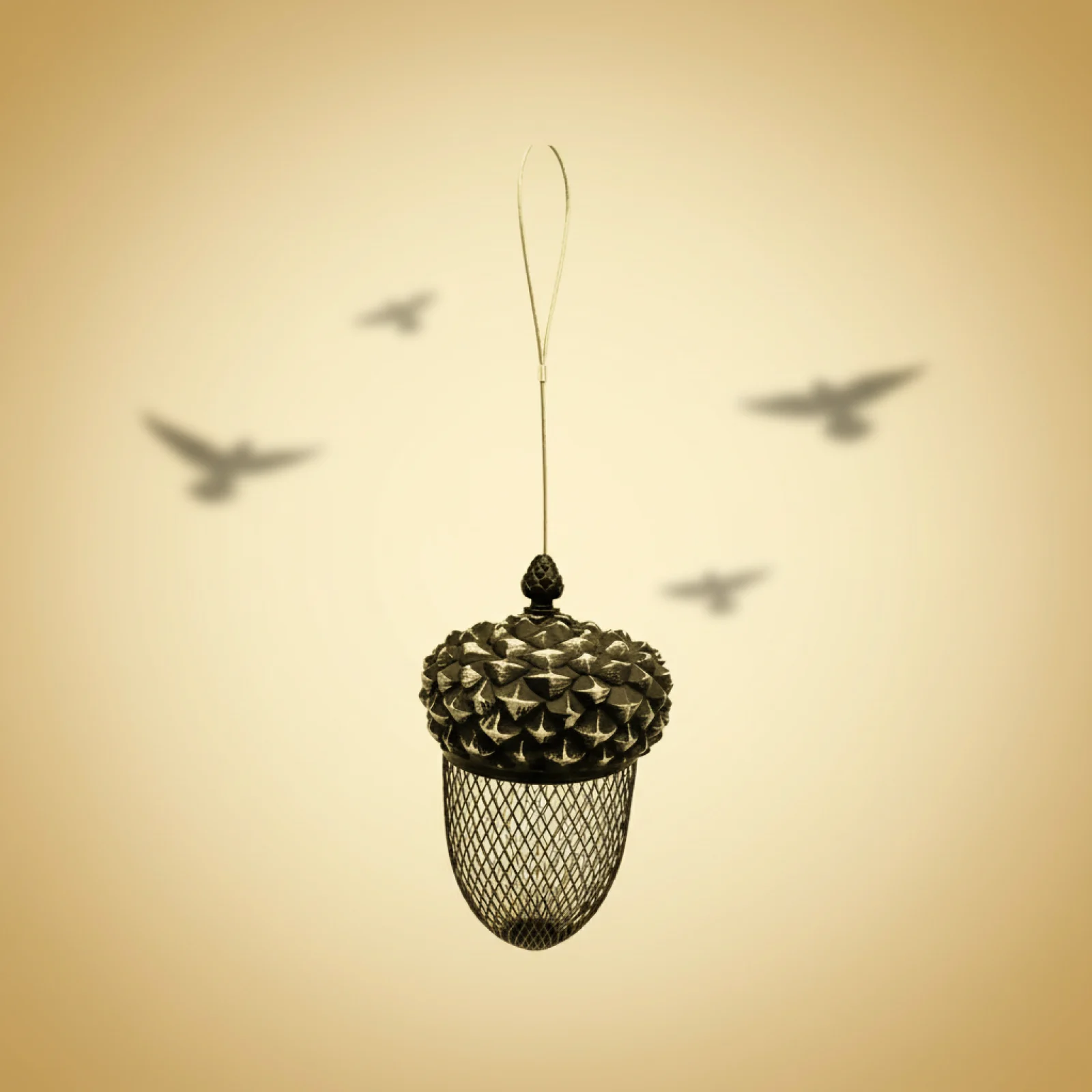 Hengende Fuglemater Kongle 23cm