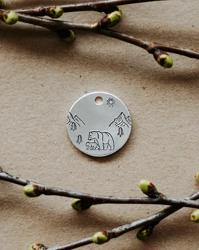 Id-brikke sirkel – bjørnemamma