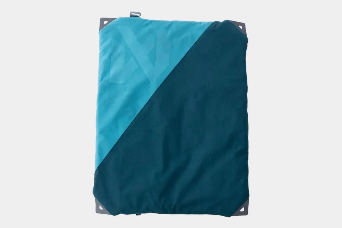 Trekking dog bed