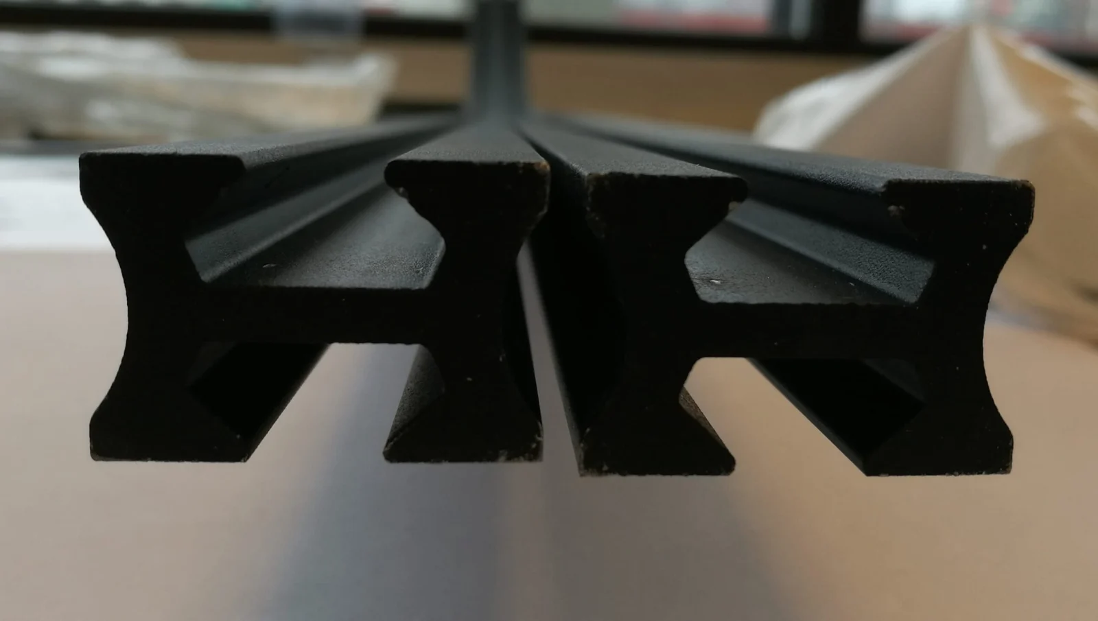 TROLL RUNNER 255 – Aluminiumsprofil/ski med feil. - Image 2