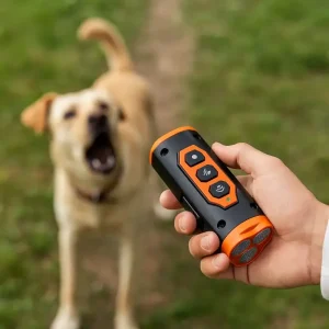 Ultralyd Hundetrener – Bjeffedemper og Atferdskontroll med LED-lys