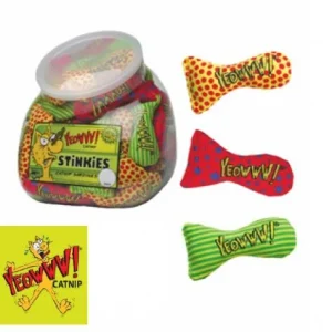 Yeowww Catnip Stinkies Sardiner Display